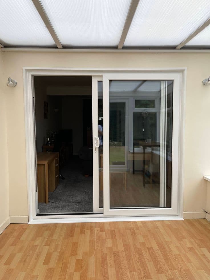 Sliding Door